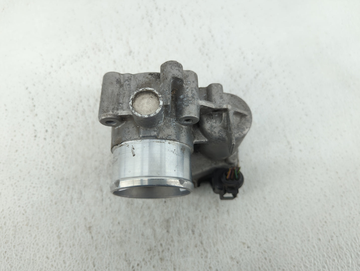 2013-2016 Ford Escape Throttle Body P/N:7S7G-9F991-CA Fits Fits 2013 2014 2015 2016 2017 2018 2019 OEM Used Auto Parts - Oem