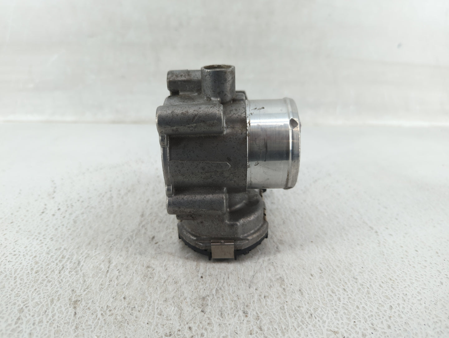 2013-2016 Ford Escape Throttle Body P/N:7S7G-9F991-CA Fits Fits 2013 2014 2015 2016 2017 2018 2019 OEM Used Auto Parts - Oem