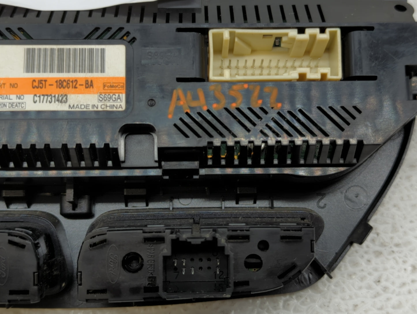2013-2015 Ford Escape Climate Control Module Temperature AC/Heater Replacement P/N:CJ5T-18C612-BA Fits Fits 2013 2014 2015 O