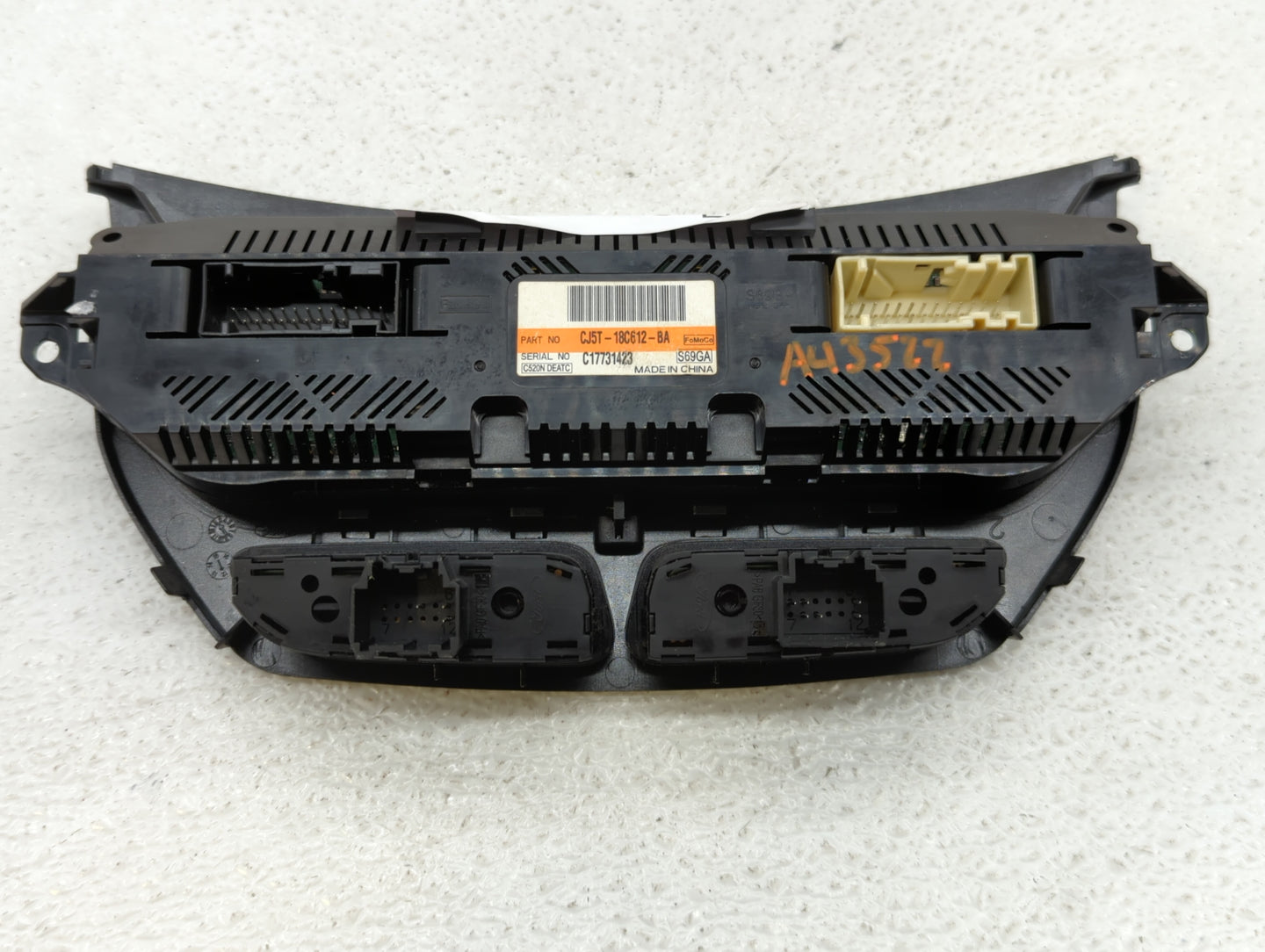 2013-2015 Ford Escape Climate Control Module Temperature AC/Heater Replacement P/N:CJ5T-18C612-BA Fits Fits 2013 2014 2015 O