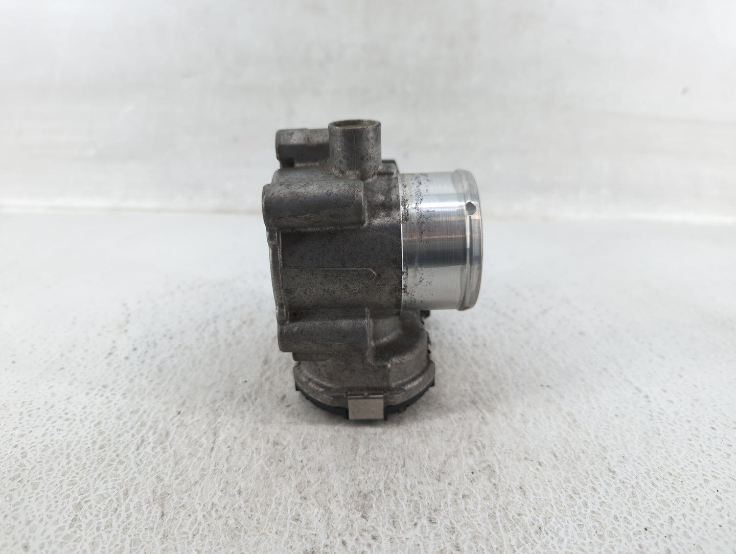 2013-2016 Ford Escape Throttle Body P/N:7S7G-9F991-CA Fits Fits 2013 2014 2015 2016 2017 2018 2019 OEM Used Auto Parts - Oem