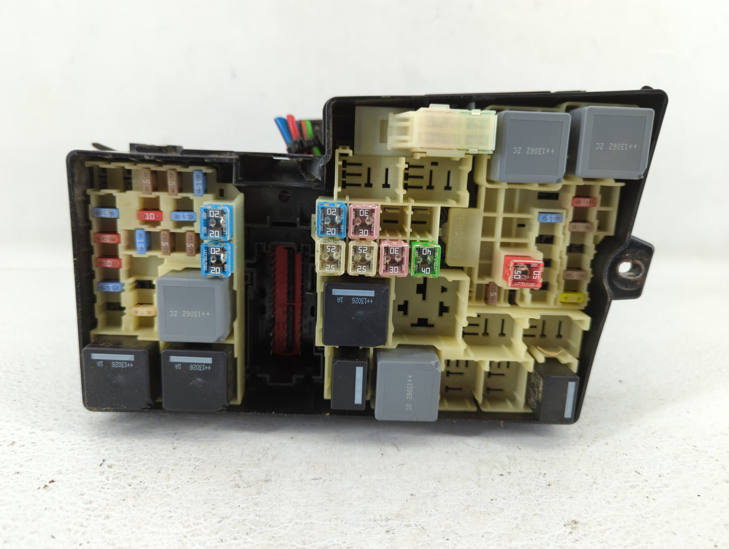 2013-2016 Ford Escape Fusebox Fuse Box Panel Relay Module P/N:AV6T-14A067-AC Fits Fits 2013 2014 2015 2016 OEM Used Auto Par