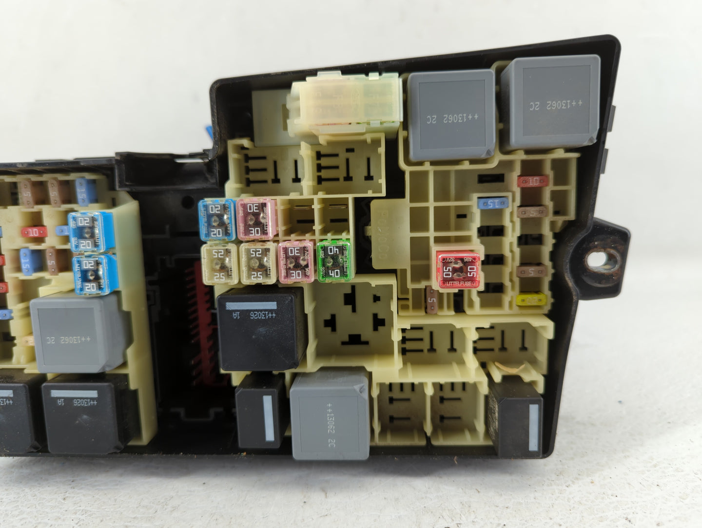 2013-2016 Ford Escape Fusebox Fuse Box Panel Relay Module P/N:AV6T-14A067-AC Fits Fits 2013 2014 2015 2016 OEM Used Auto Par