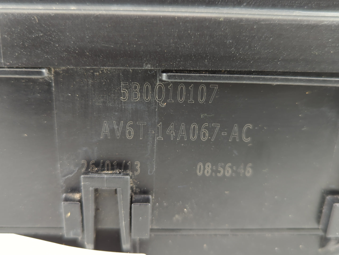 2013-2016 Ford Escape Fusebox Fuse Box Panel Relay Module P/N:AV6T-14A067-AC Fits Fits 2013 2014 2015 2016 OEM Used Auto Par