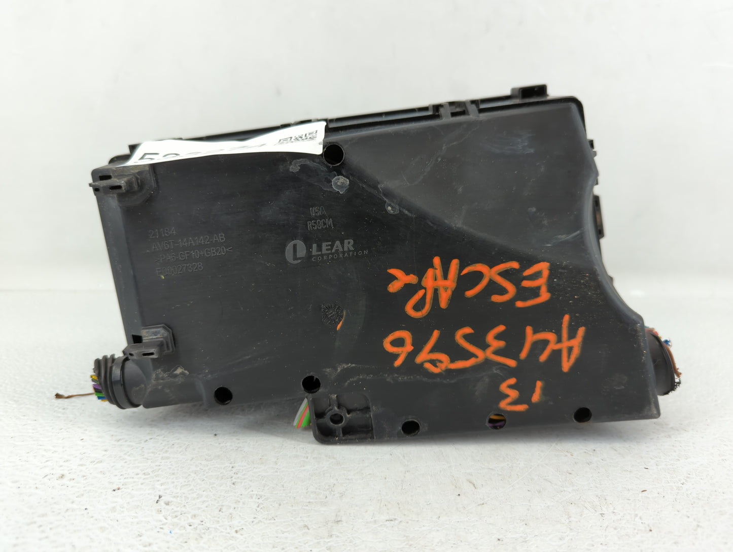 2013-2016 Ford Escape Fusebox Fuse Box Panel Relay Module P/N:AV6T-14A067-AC Fits Fits 2013 2014 2015 2016 OEM Used Auto Par
