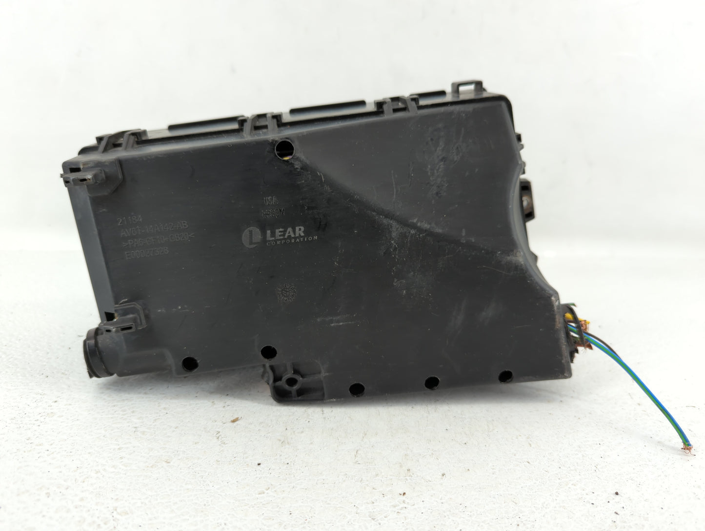 2013-2016 Ford Escape Fusebox Fuse Box Panel Relay Module P/N:AV6T-14A067-AC Fits Fits 2013 2014 2015 2016 OEM Used Auto Par