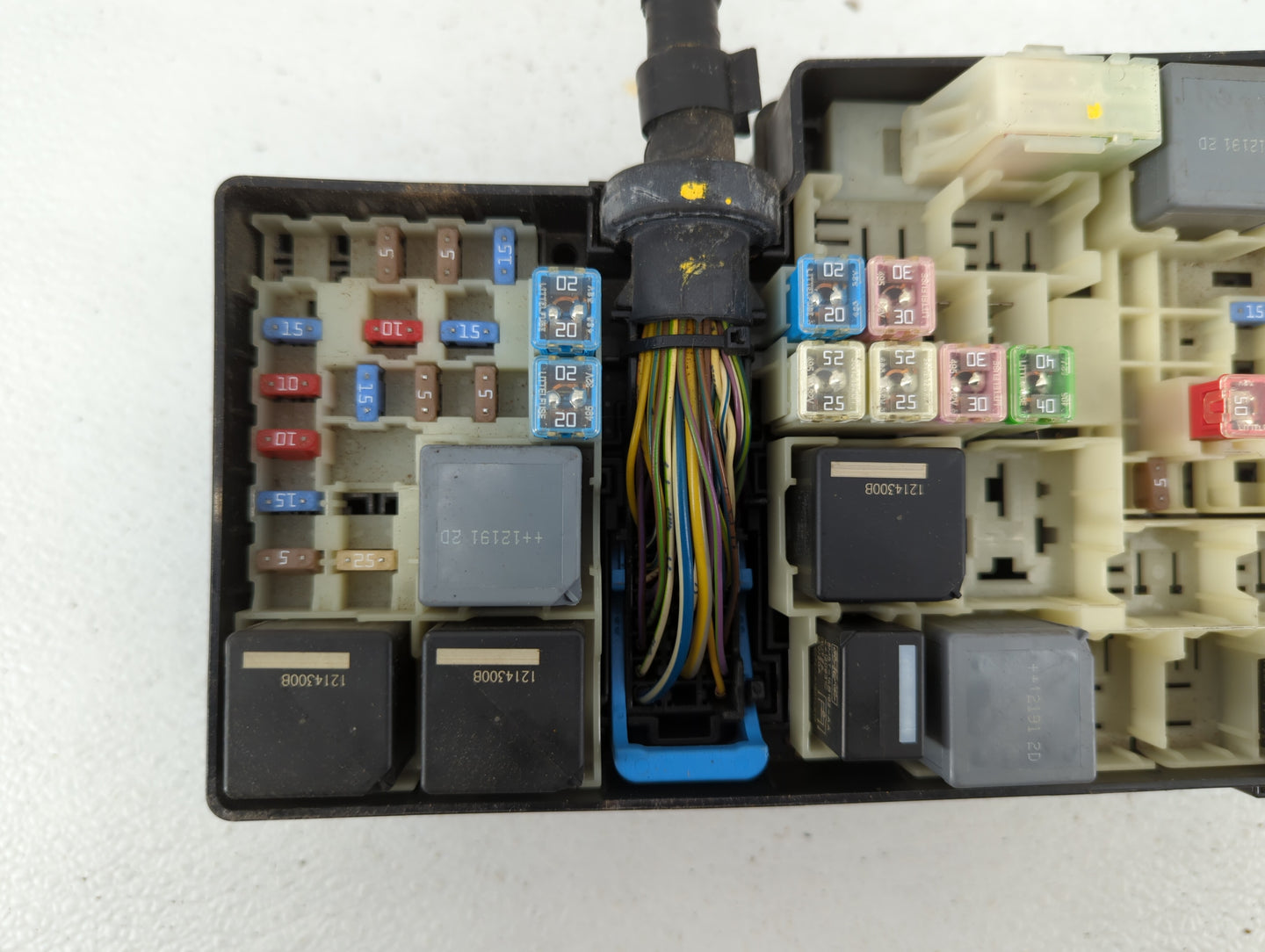 2013-2016 Ford Escape Fusebox Fuse Box Panel Relay Module P/N:AV6T-14A067-AC Fits Fits 2013 2014 2015 2016 OEM Used Auto Par