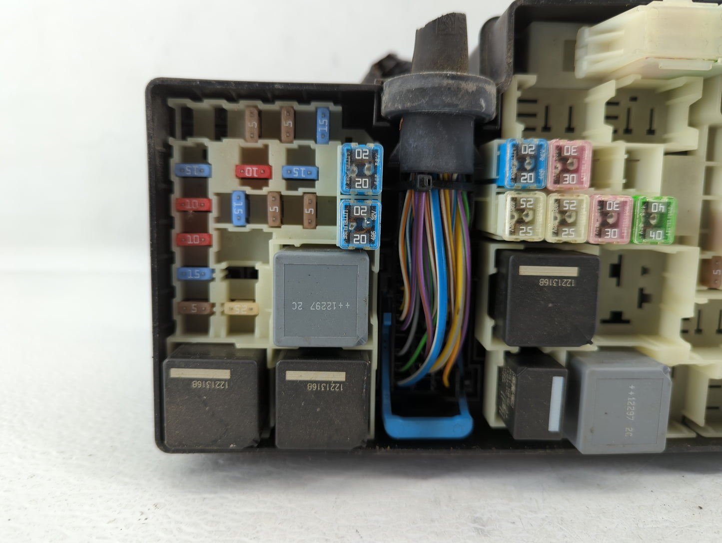2013-2016 Ford Escape Fusebox Fuse Box Panel Relay Module P/N:AV6T-14A142-AB AV6T-14A067-AC Fits Fits 2013 2014 2015 2016 OE