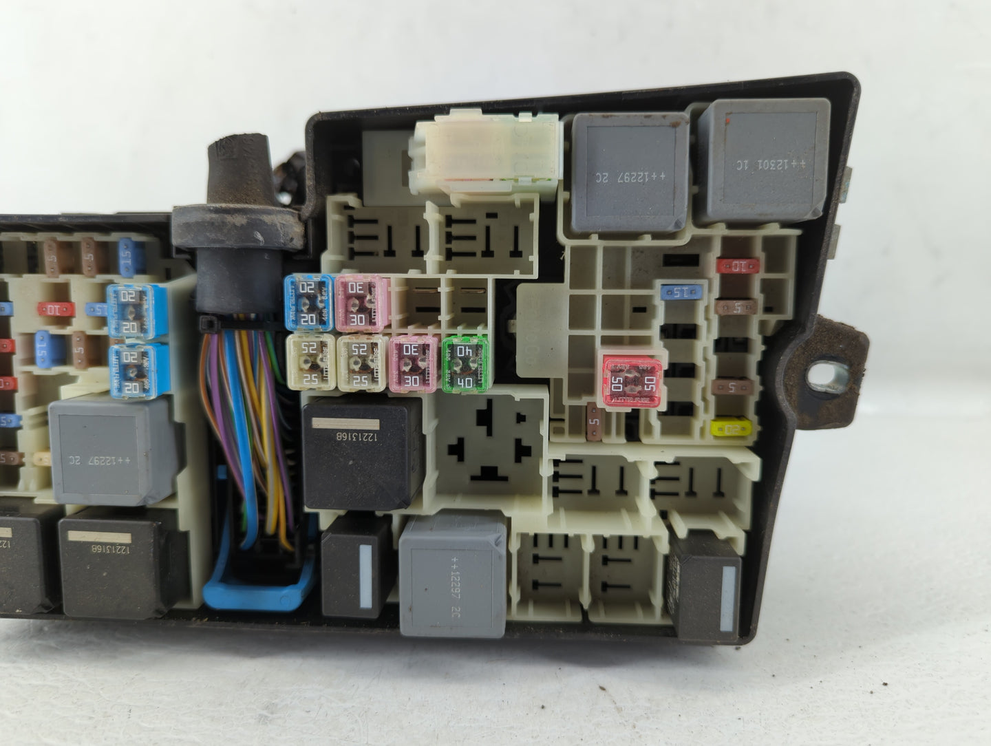 2013-2016 Ford Escape Fusebox Fuse Box Panel Relay Module P/N:AV6T-14A142-AB AV6T-14A067-AC Fits Fits 2013 2014 2015 2016 OE