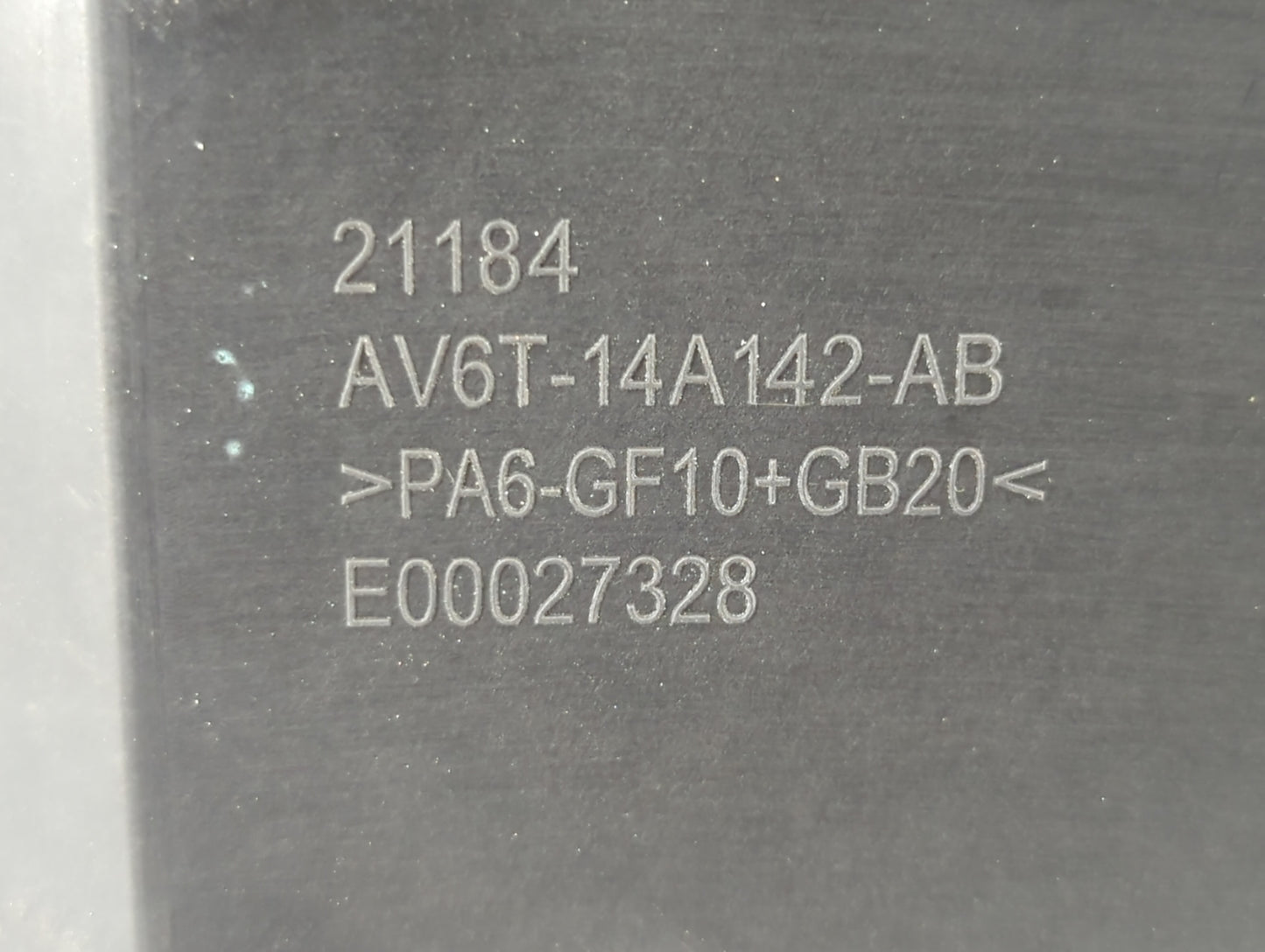2013-2016 Ford Escape Fusebox Fuse Box Panel Relay Module P/N:AV6T-14A142-AB AV6T-14A067-AC Fits Fits 2013 2014 2015 2016 OE
