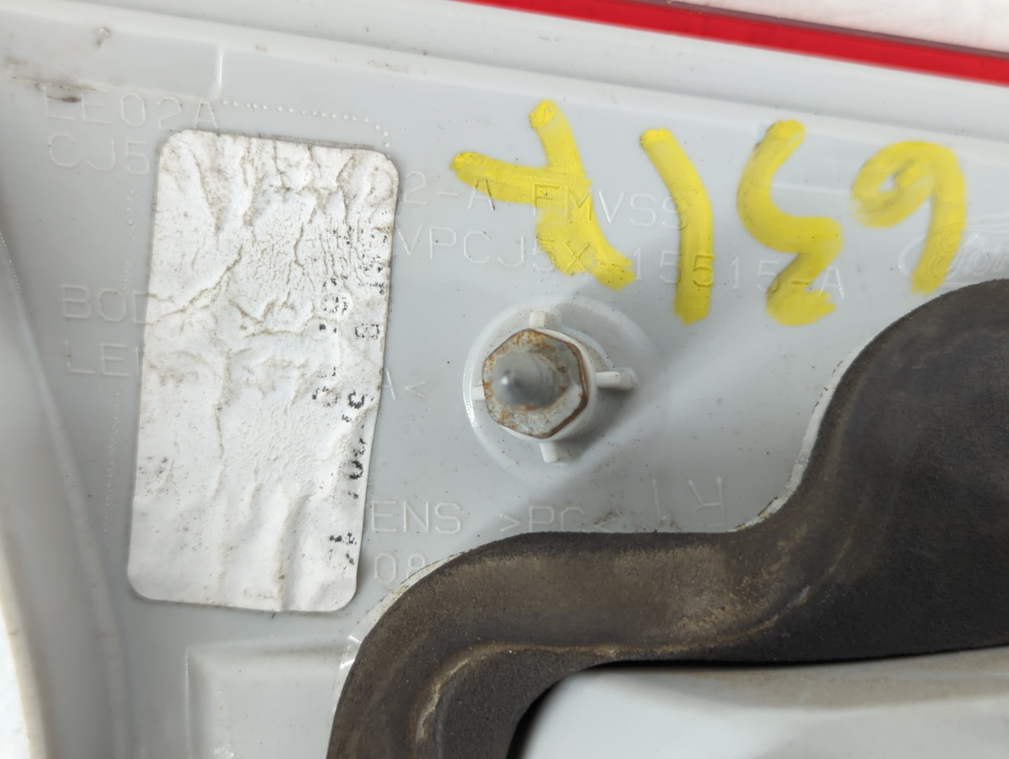 2013-2016 Ford Escape Tail Light Assembly Passenger Right OEM Fits Fits 2013 2014 2015 2016 OEM Used Auto Parts - Oemusedaut