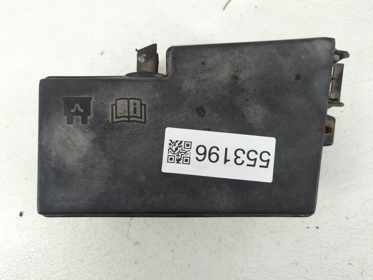 2013-2016 Ford Escape Fusebox Fuse Box Panel Relay Module P/N:AV6T-14A067-AC AV6T-14A142-AB Fits Fits 2013 2014 2015 2016 OE
