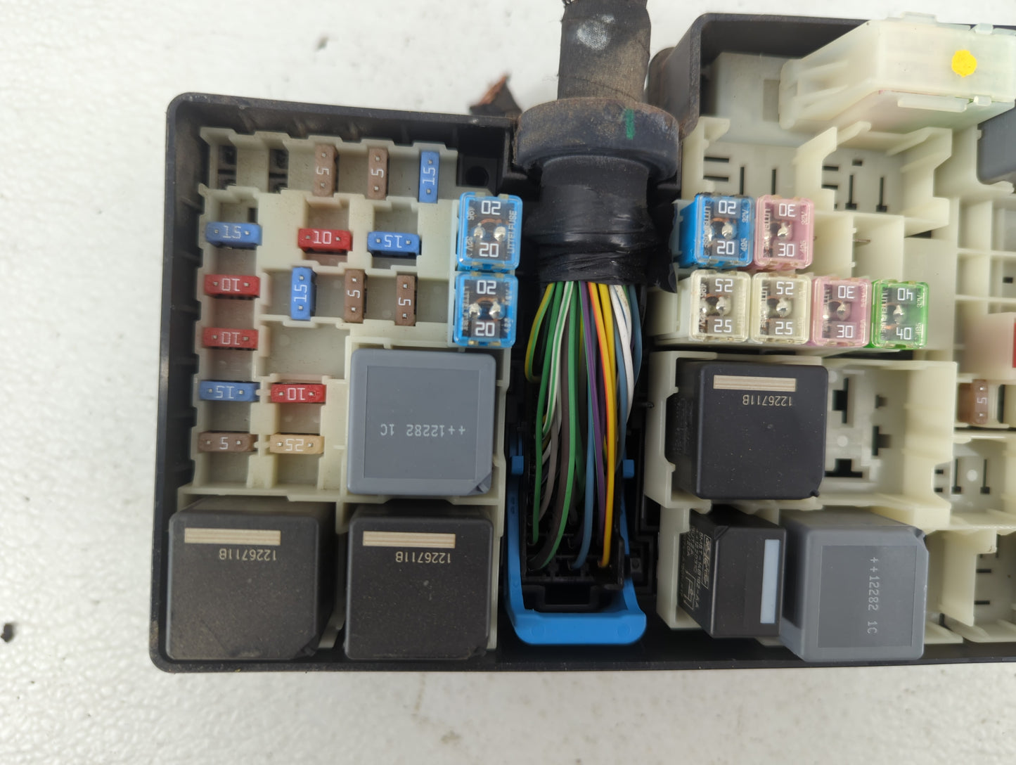 2013-2016 Ford Escape Fusebox Fuse Box Panel Relay Module P/N:AV6T-14A067-AC AV6T-14A142-AB Fits Fits 2013 2014 2015 2016 OE