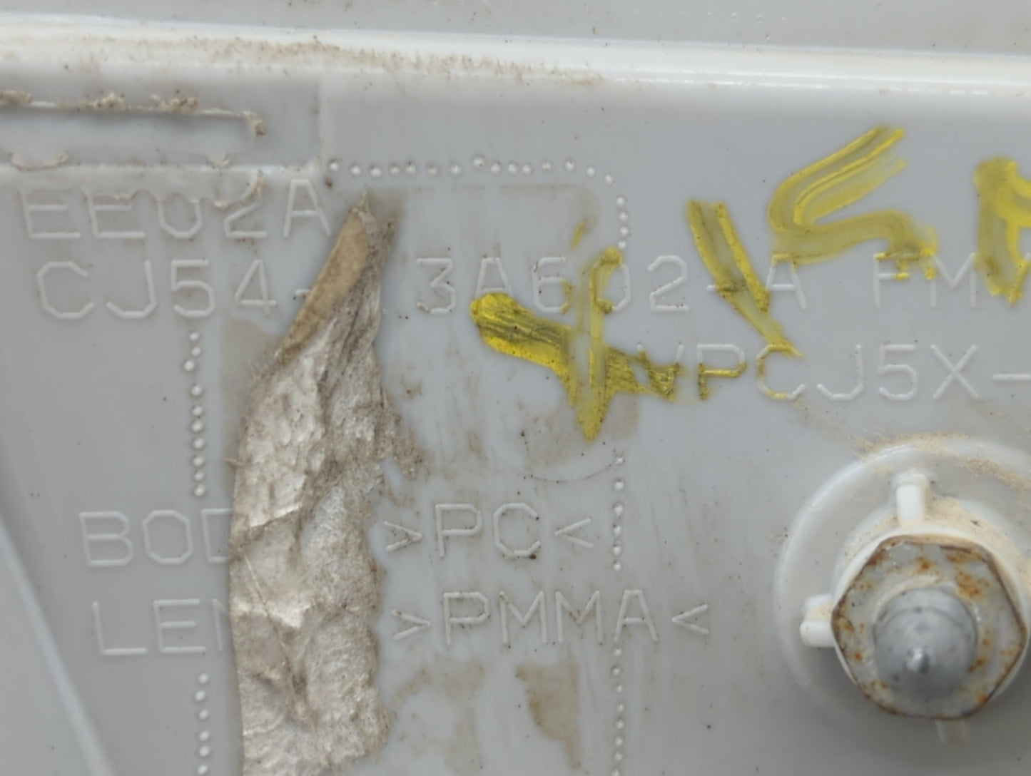 2013-2016 Ford Escape Tail Light Assembly Passenger Right OEM Fits Fits 2013 2014 2015 2016 OEM Used Auto Parts - Oemusedaut