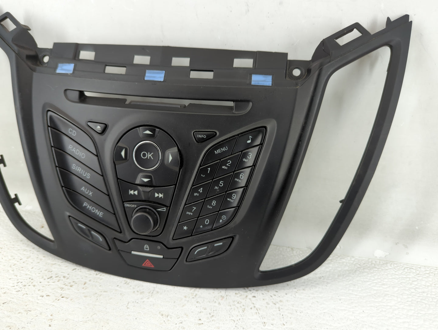 Ford Escape Am Fm Cd Player Radio Receiver - Oemusedautoparts1.com