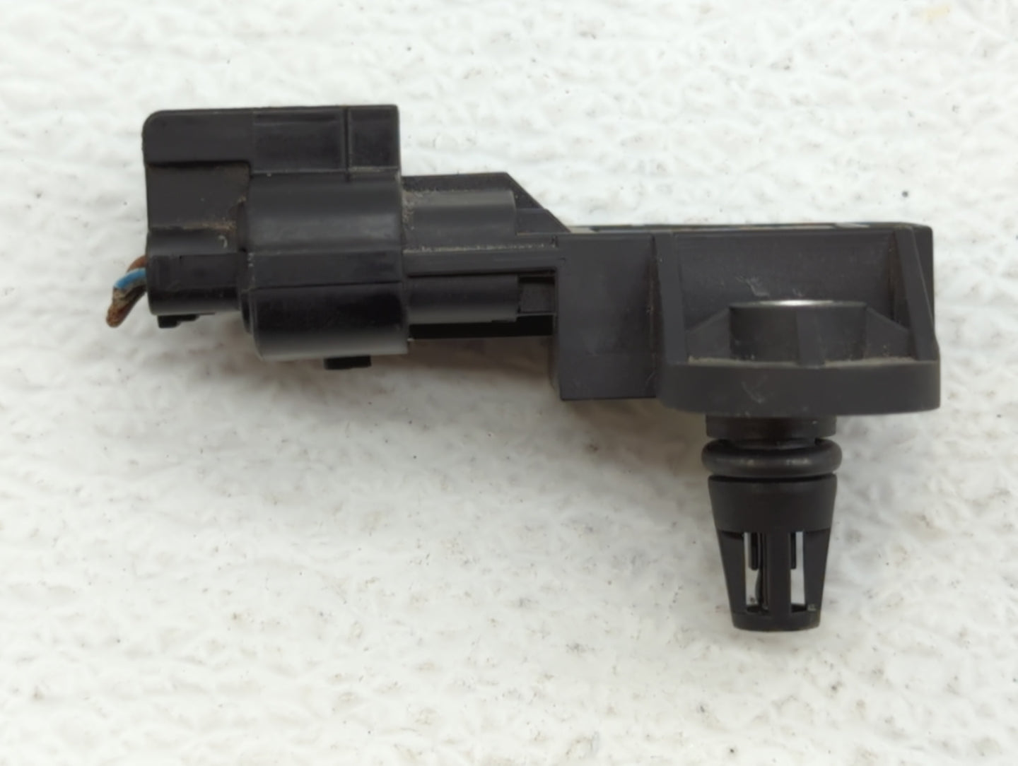 2005-2012 Ford Escape Mass Air Flow Meter Maf - Oemusedautoparts1.com