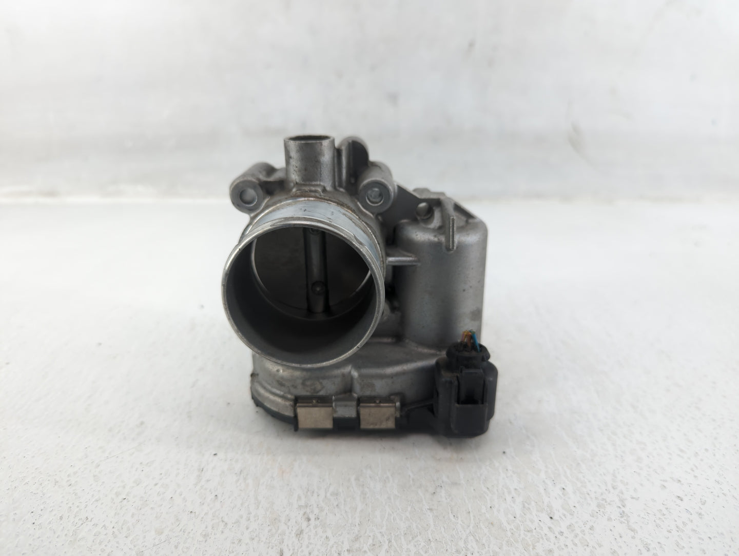 2013-2016 Ford Escape Throttle Body P/N:7S7G-9F9991-CA Fits Fits 2013 2014 2015 2016 2017 2018 2019 OEM Used Auto Parts - Oe