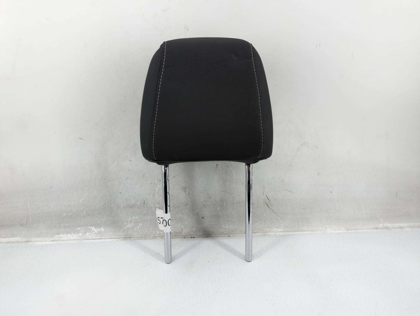 2013 Ford Escape Headrest Head Rest Front Driver Passenger Seat Fits OEM Used Auto Parts - Oemusedautoparts1.com