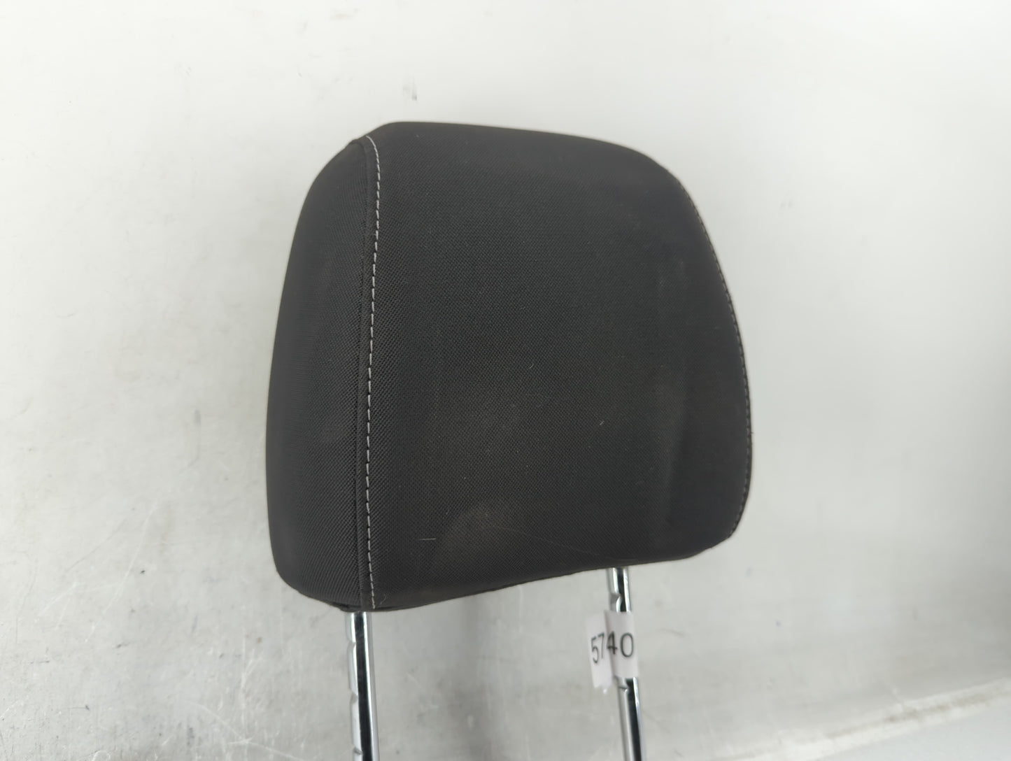 2013 Ford Escape Headrest Head Rest Front Driver Passenger Seat Fits OEM Used Auto Parts - Oemusedautoparts1.com