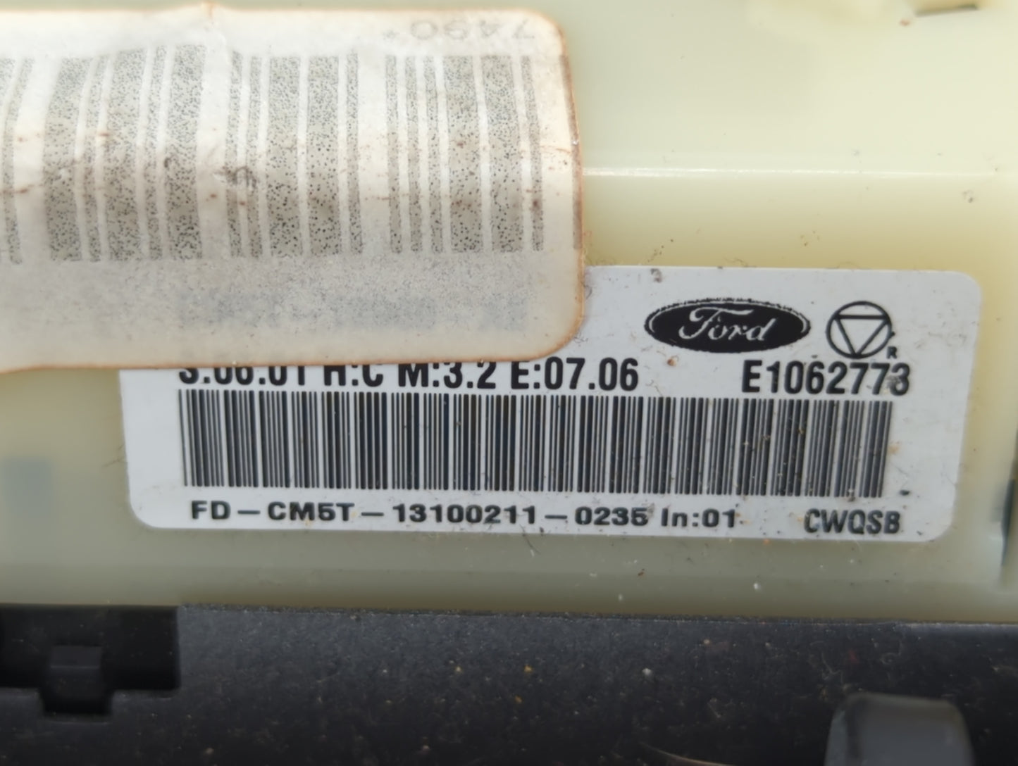2013 Ford Escape Climate Control Module Temperature AC/Heater Replacement P/N:CJ5T-18C612-AE Fits OEM Used Auto Parts - Oemu
