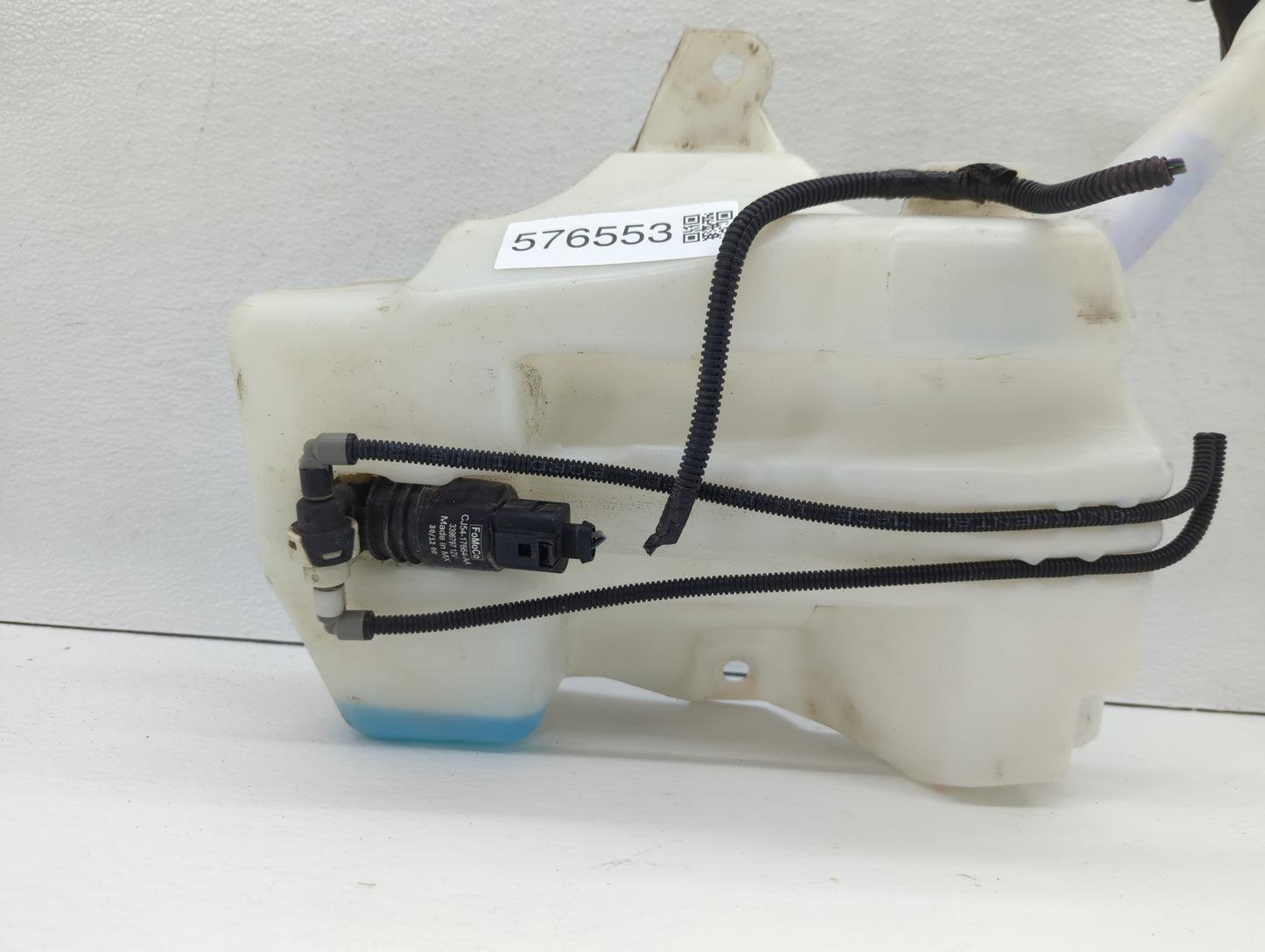 2013-2014 Ford Escape Windshield Washer Fluid Reservoir Bottle Oem - Oemusedautoparts1.com