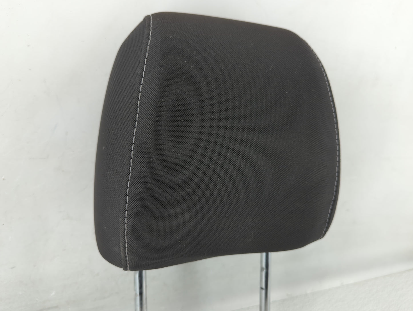 2013 Ford Escape Headrest Head Rest Front Driver Passenger Seat Fits OEM Used Auto Parts - Oemusedautoparts1.com