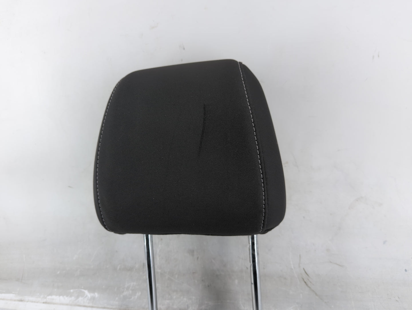 2013 Ford Escape Headrest Head Rest Front Driver Passenger Seat Fits OEM Used Auto Parts - Oemusedautoparts1.com