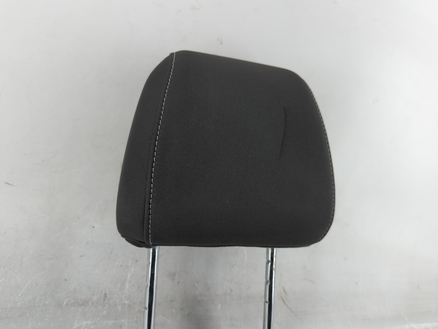 2013 Ford Escape Headrest Head Rest Front Driver Passenger Seat Fits OEM Used Auto Parts - Oemusedautoparts1.com