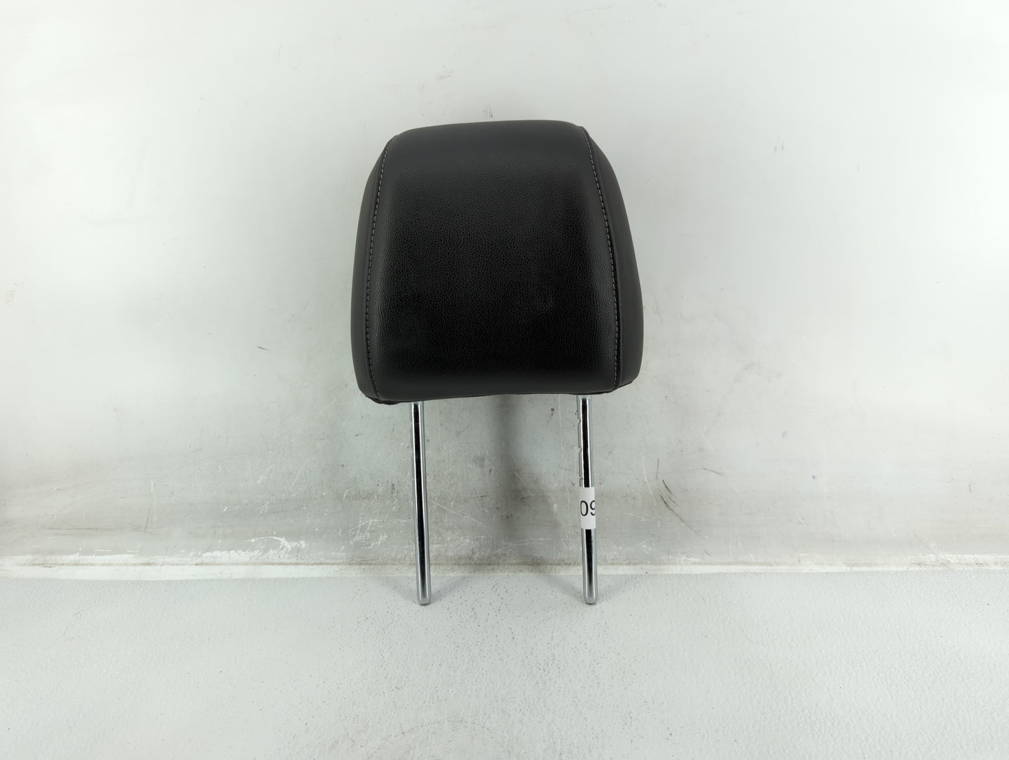 2013 Ford Escape Headrest Head Rest Front Driver Passenger Seat Fits OEM Used Auto Parts - Oemusedautoparts1.com