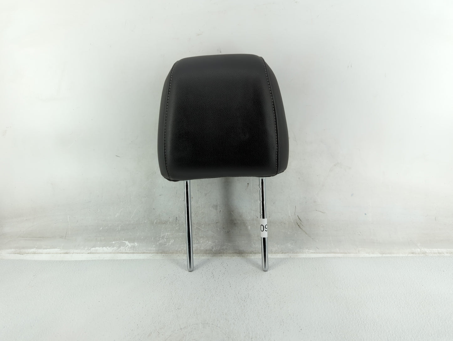 2013 Ford Escape Headrest Head Rest Front Driver Passenger Seat Fits OEM Used Auto Parts - Oemusedautoparts1.com
