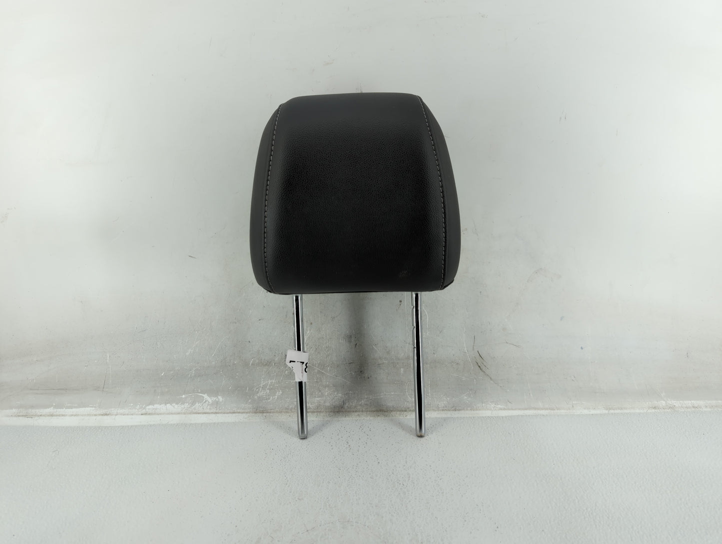 2013 Ford Escape Headrest Head Rest Front Driver Passenger Seat Fits OEM Used Auto Parts - Oemusedautoparts1.com