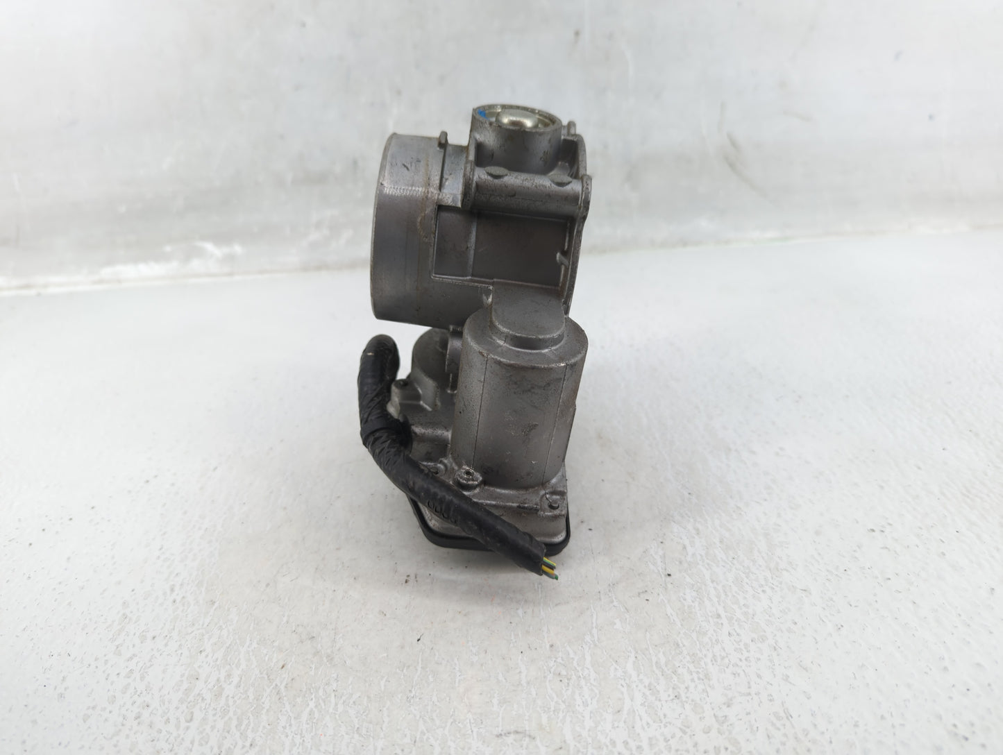 2013-2022 Ford Escape Throttle Body P/N:DS7E-9F991-AF Fits Fits 2013 2014 2015 2016 2017 2018 2019 2020 2021 2022 OEM Used A