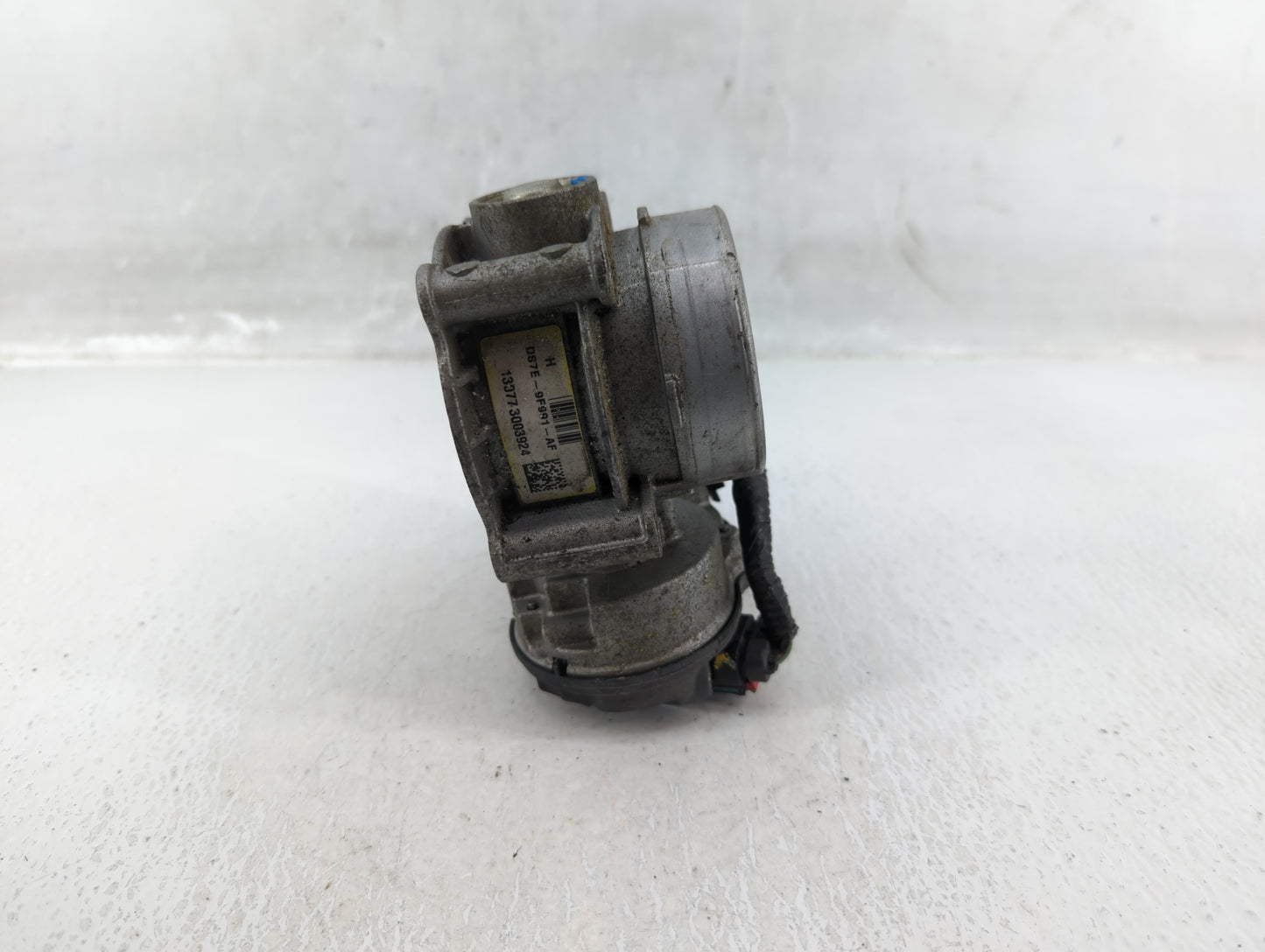 2013-2022 Ford Escape Throttle Body P/N:DS7E-9F991-AF Fits Fits 2013 2014 2015 2016 2017 2018 2019 2020 2021 2022 OEM Used A