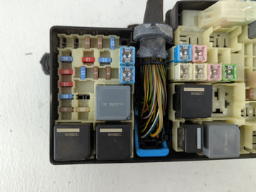 2013-2016 Ford Escape Fusebox Fuse Box Panel Relay Module P/N:E00027328 Fits Fits 2013 2014 2015 2016 OEM Used Auto Parts