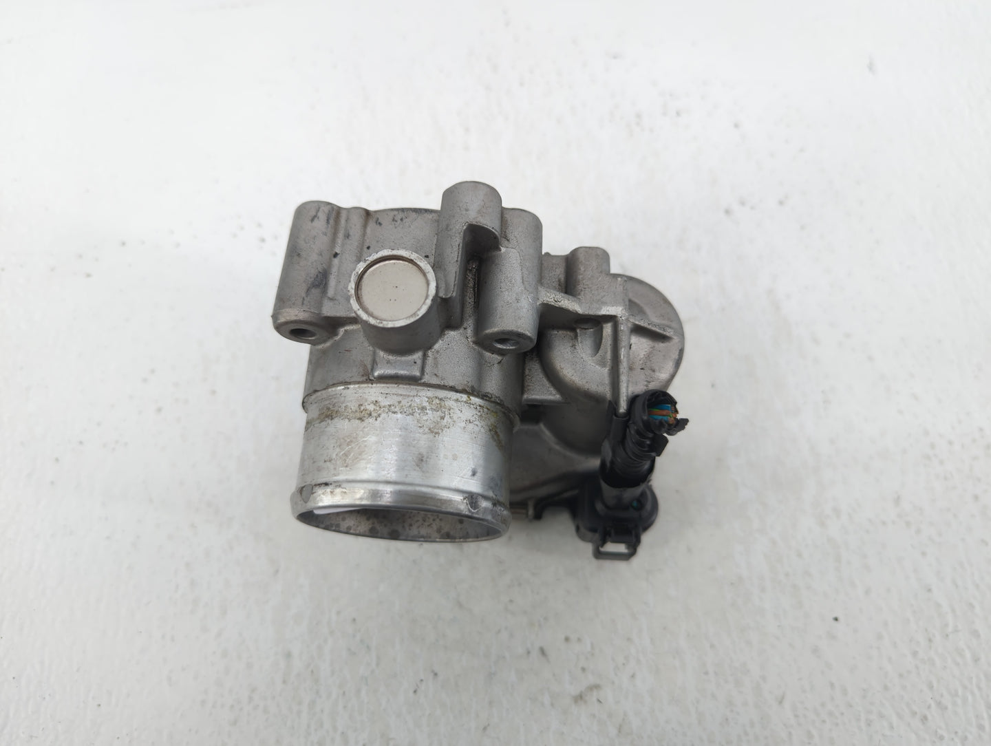 2013-2016 Ford Escape Throttle Body P/N:7S7G-9F991-CA Fits Fits 2013 2014 2015 2016 2017 2018 2019 OEM Used Auto Parts - Oem