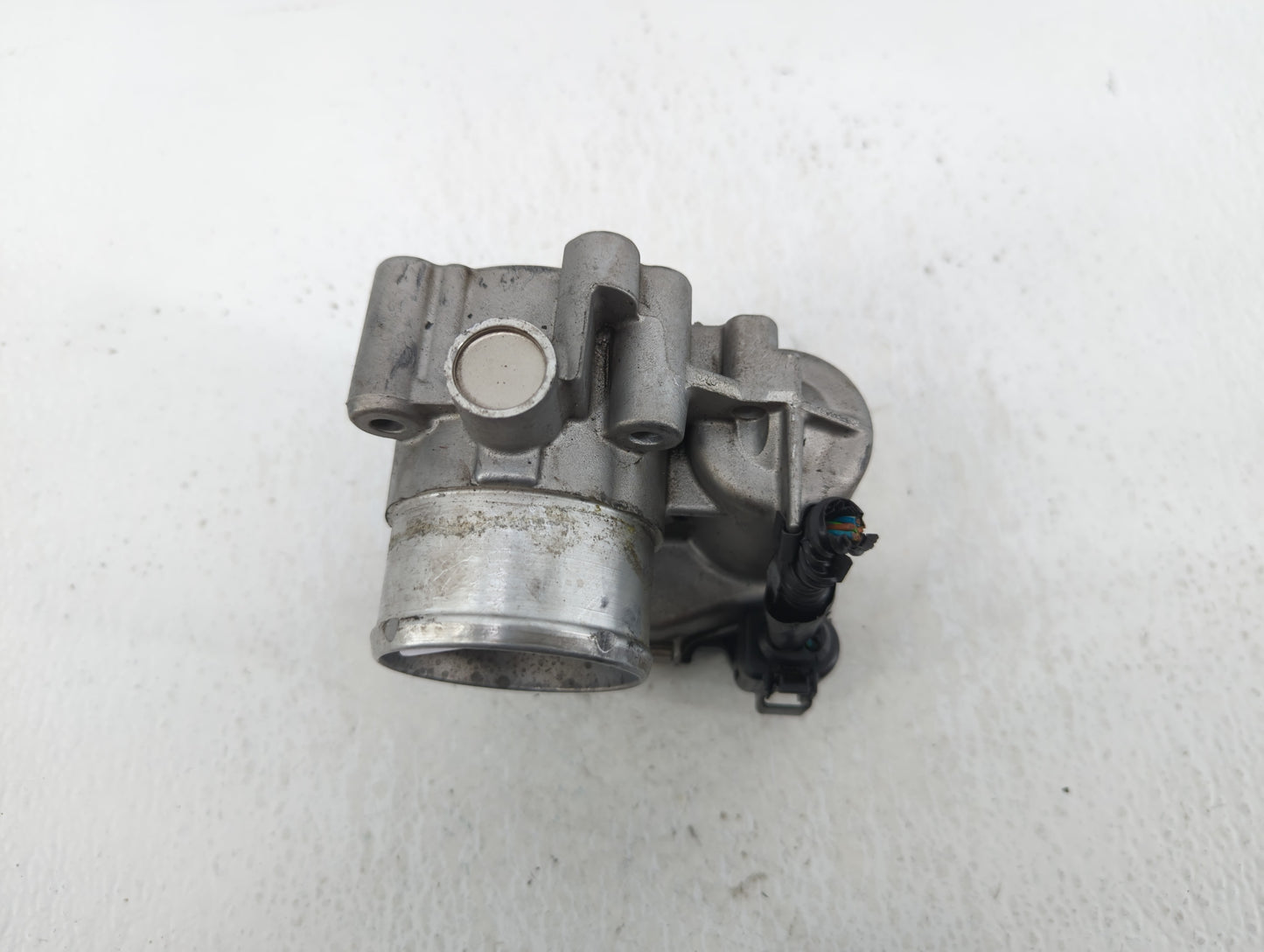 2013-2016 Ford Escape Throttle Body P/N:7S7G-9F991-CA Fits Fits 2013 2014 2015 2016 2017 2018 2019 OEM Used Auto Parts - Oem