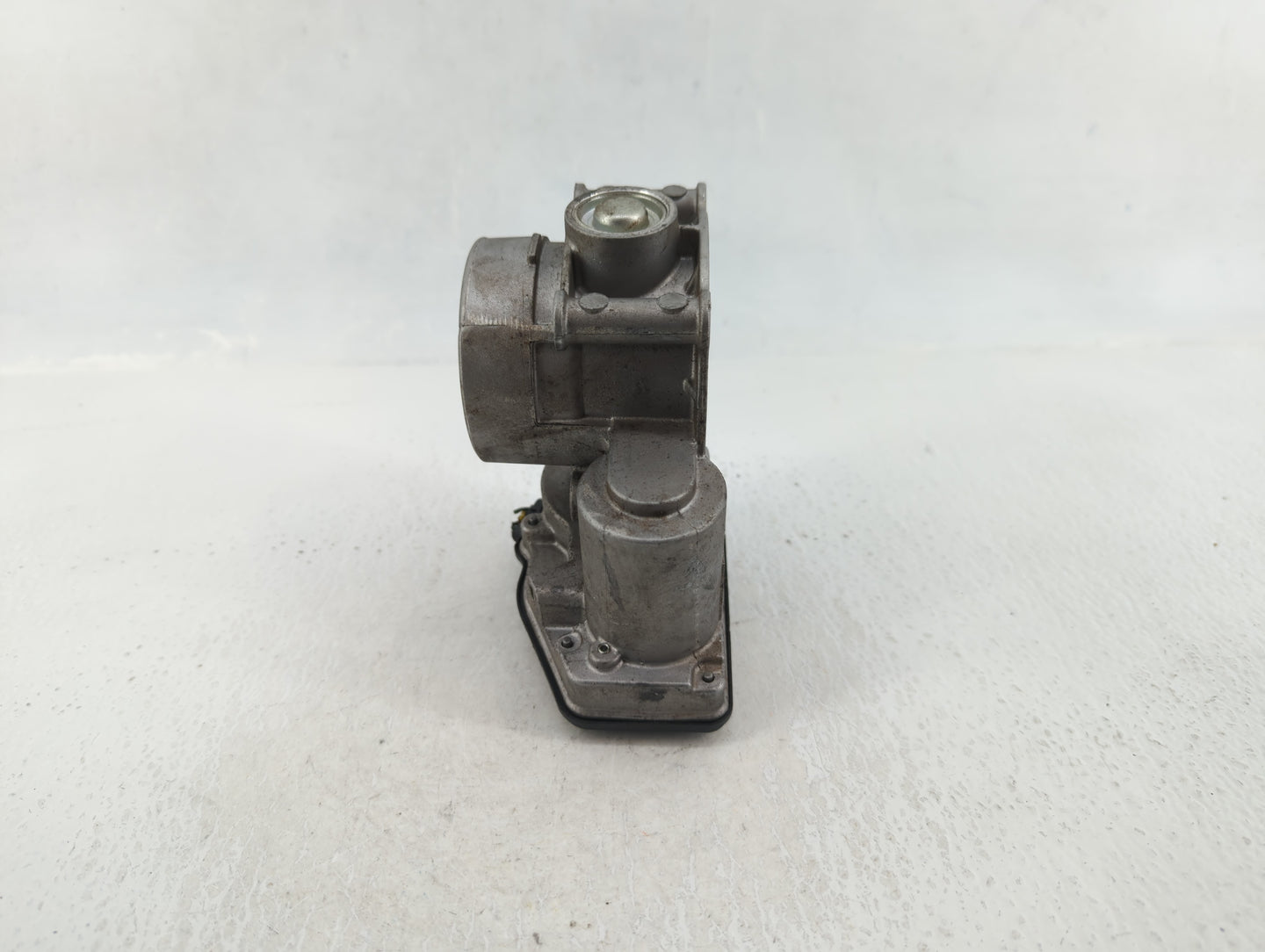 2013-2022 Ford Escape Throttle Body P/N:DS7E-9F991-AD Fits Fits 2013 2014 2015 2016 2017 2018 2019 2020 2021 2022 OEM Used A