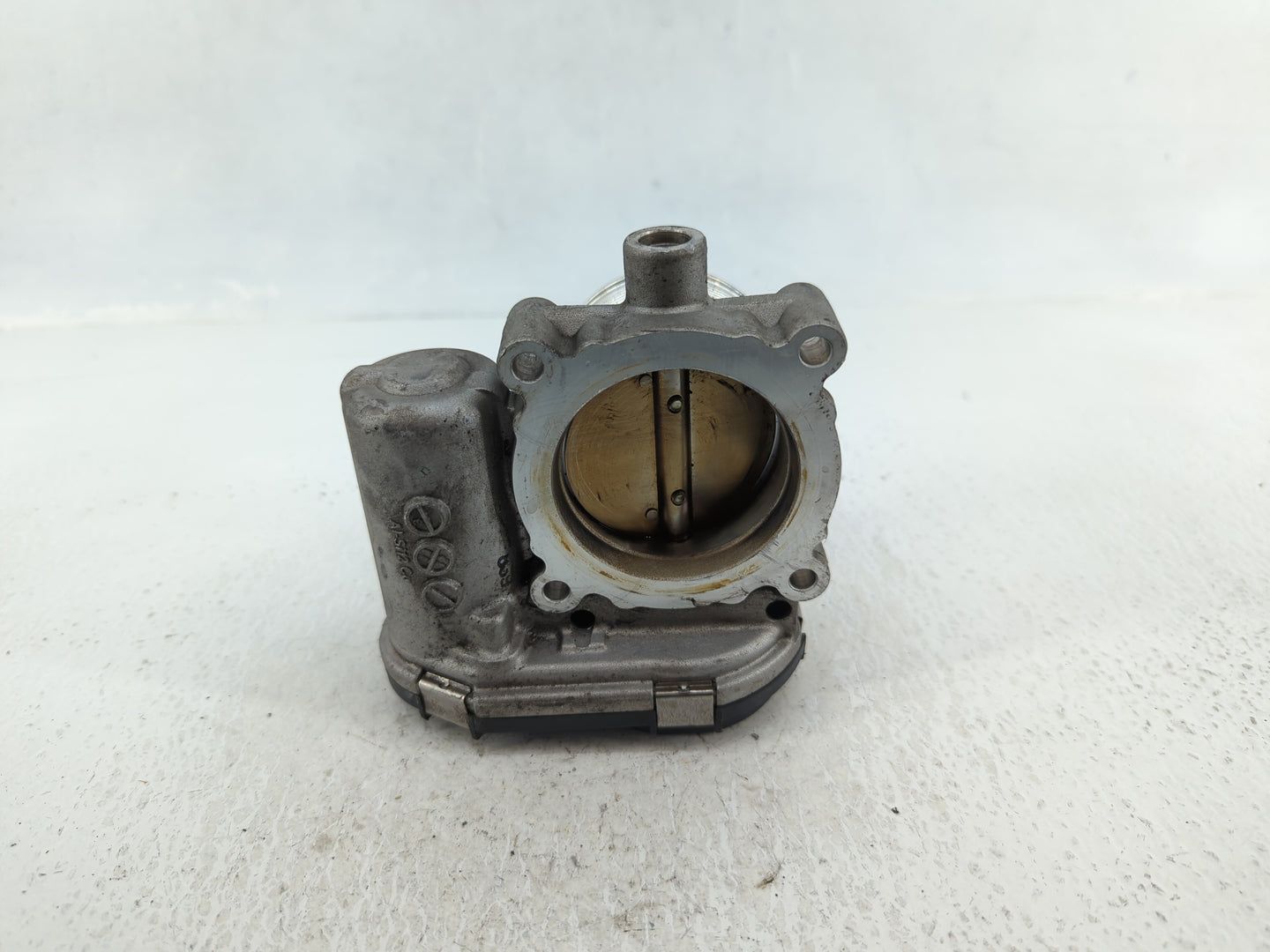 2013-2016 Ford Escape Throttle Body P/N:CM5E 9F991-AD Fits Fits 2012 2013 2014 2015 2016 2017 OEM Used Auto Parts - Oemuseda