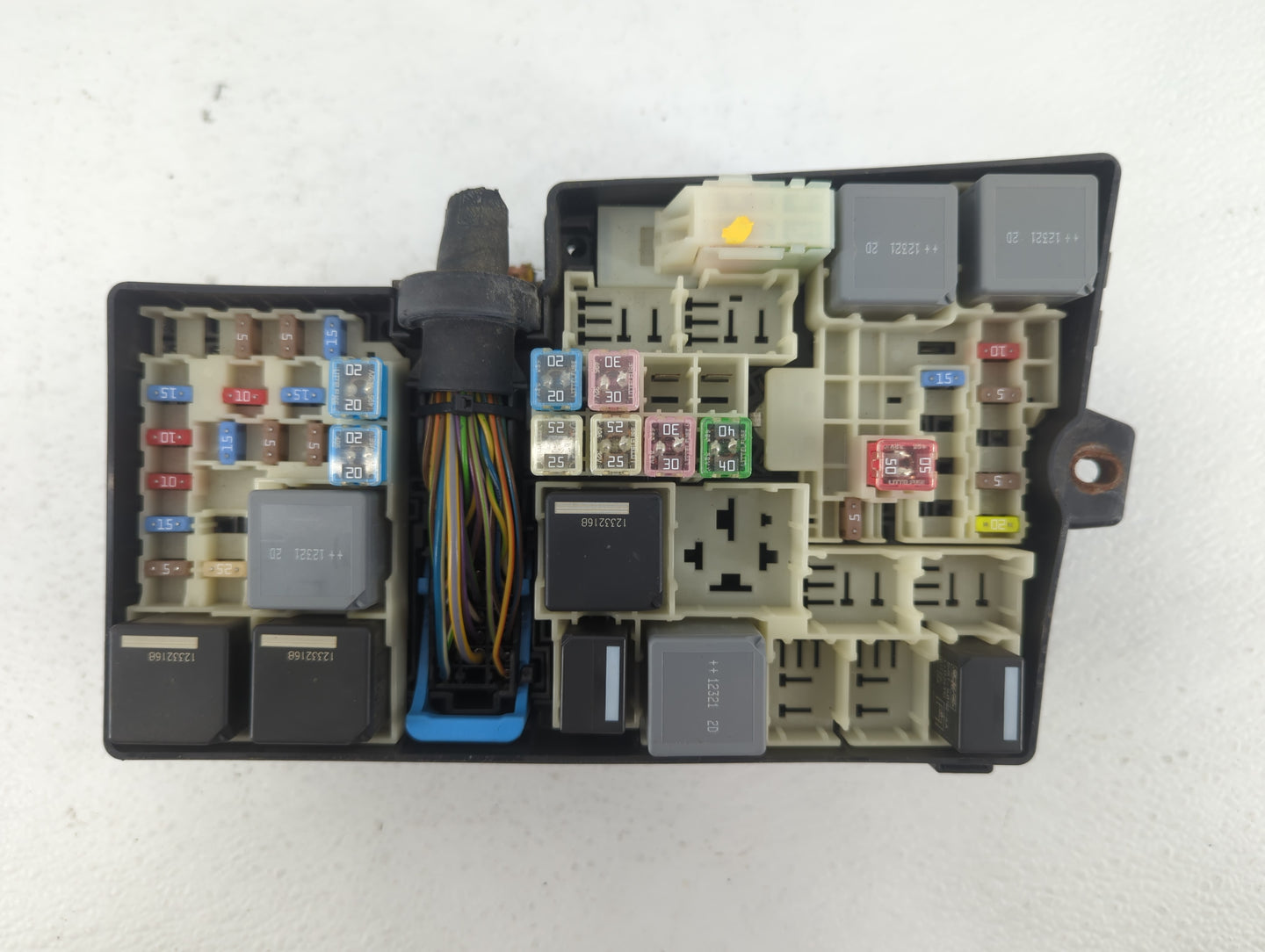 2013-2016 Ford Escape Fusebox Fuse Box Panel Relay Module P/N:AV6T-14A067-AC Fits Fits 2013 2014 2015 2016 OEM Used Auto Par