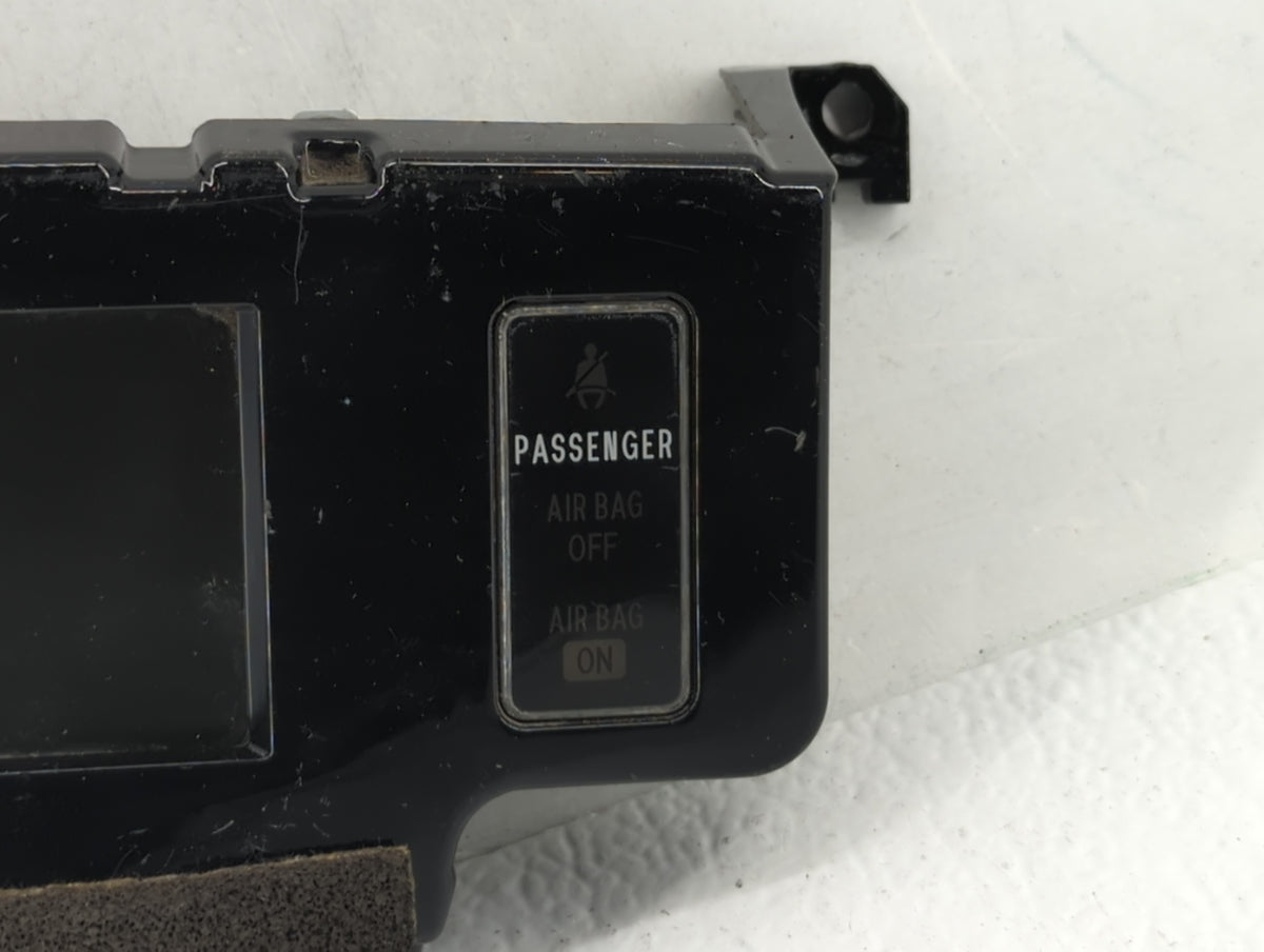 2013-2013 Ford Escape Information Radio Display Screen - Oemusedautoparts1.com