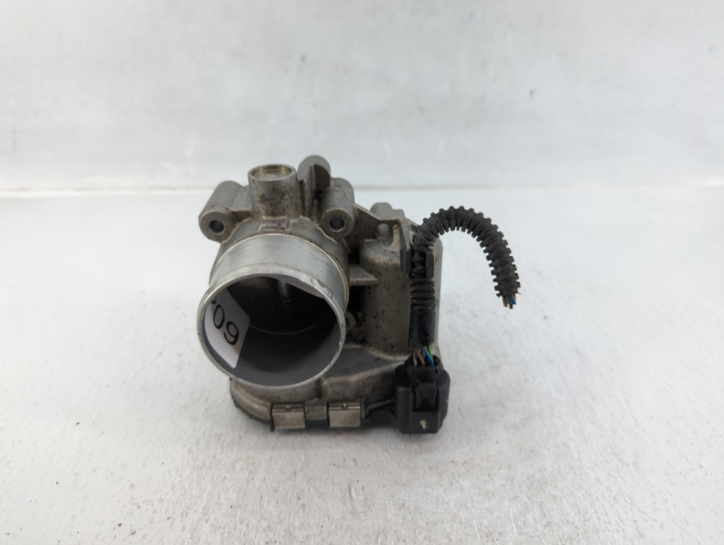 2013-2016 Ford Escape Throttle Body P/N:7S7G-9F991-CA Fits Fits 2013 2014 2015 2016 2017 2018 2019 OEM Used Auto Parts - Oem