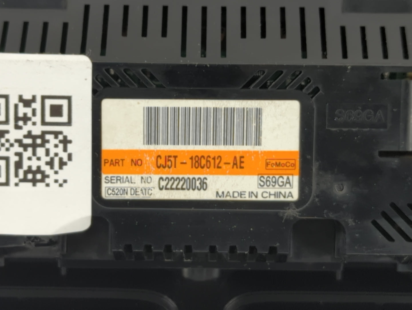 2013 Ford Escape Climate Control Module Temperature AC/Heater Replacement P/N:CJ5T-18C612-AE Fits OEM Used Auto Parts - Oemu