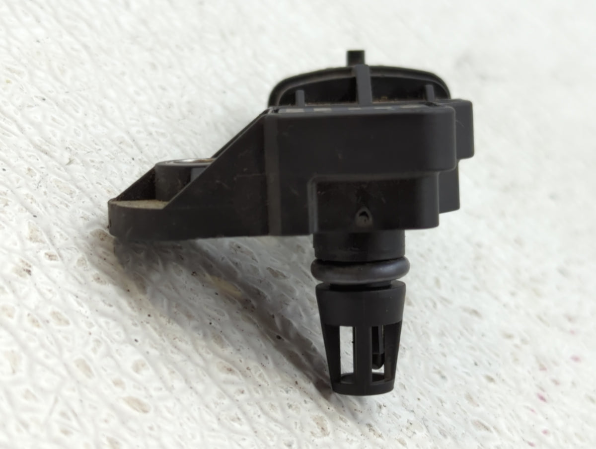 2013-2016 Ford Escape Mass Air Flow Meter Maf Sensor 606296 - Oemusedautoparts1.com