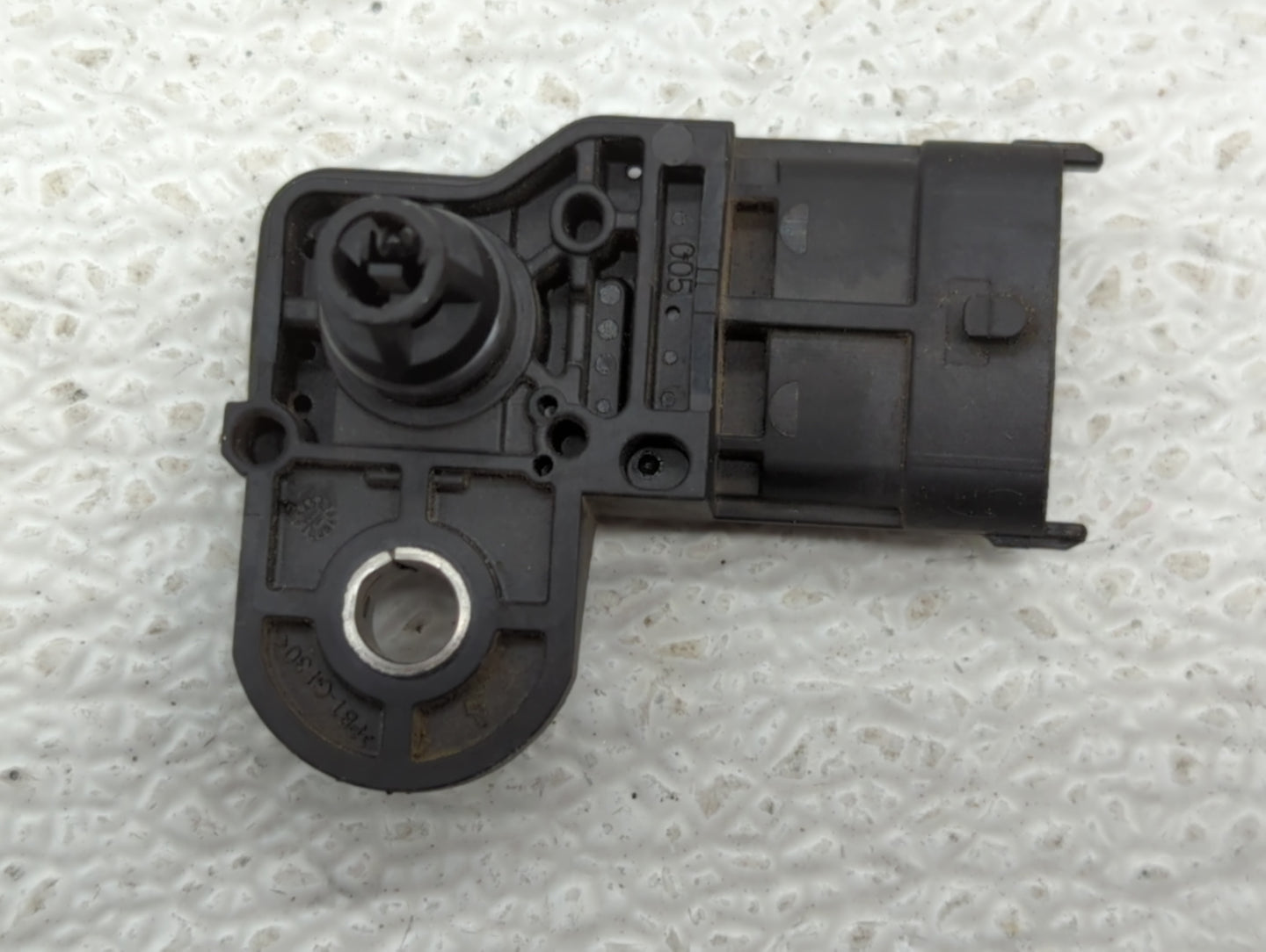 2013-2016 Ford Escape Mass Air Flow Meter Maf - Oemusedautoparts1.com