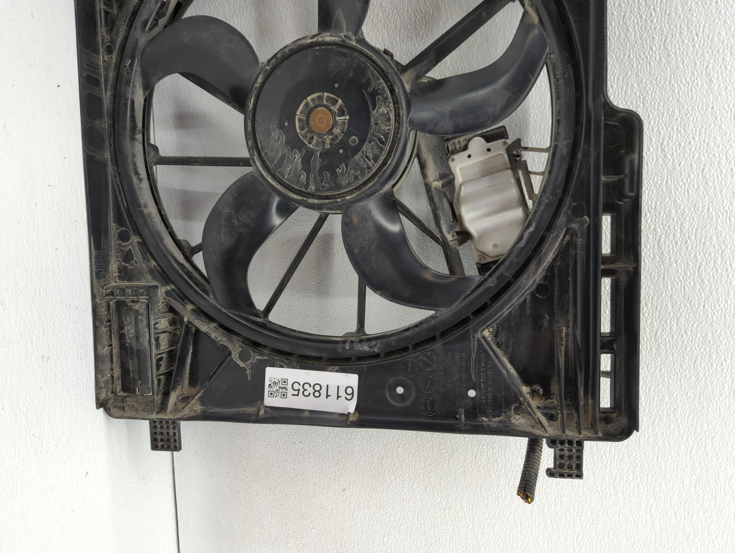 2013-2016 Ford Escape Left Radiator Fan Motor Assembly 611835 - Oemusedautoparts1.com
