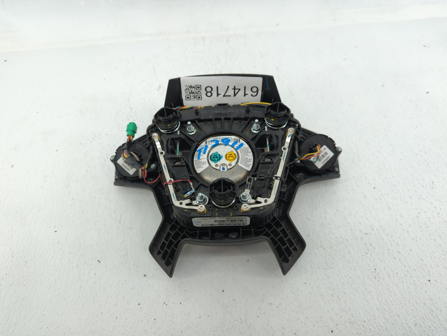2013-2014 Ford Escape Air Bag Driver Left Steering Wheel Mounted P/N:CJ54 A042B85 CC3ZHE Fits Fits 2013 2014 OEM Used Auto P