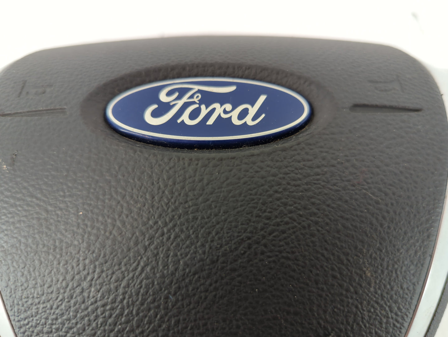 2013-2014 Ford Escape Air Bag Driver Left Steering Wheel Mounted P/N:CJ54 A042B85 BC3 Fits Fits 2013 2014 OEM Used Auto Part
