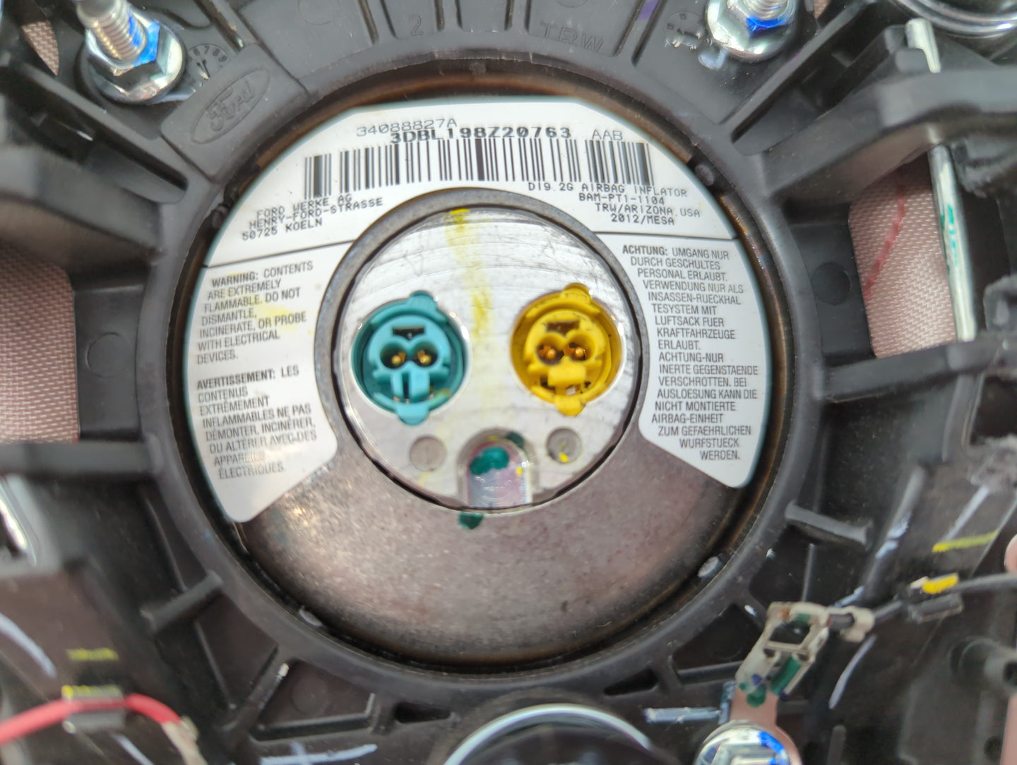 2013-2014 Ford Escape Air Bag Driver Left Steering Wheel Mounted P/N:CJ54 A042B85 BC3 Fits Fits 2013 2014 OEM Used Auto Part