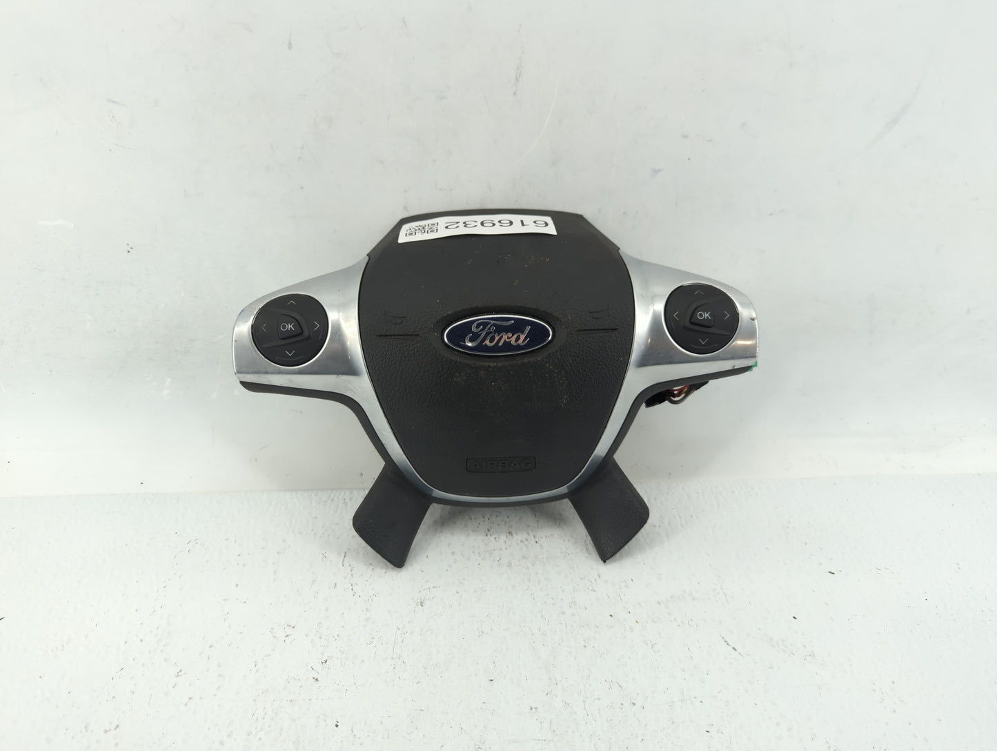 2013-2014 Ford Escape Air Bag Driver Left Steering Wheel Mounted P/N:CJ54 A042B85 CC3 Fits Fits 2013 2014 OEM Used Auto Part