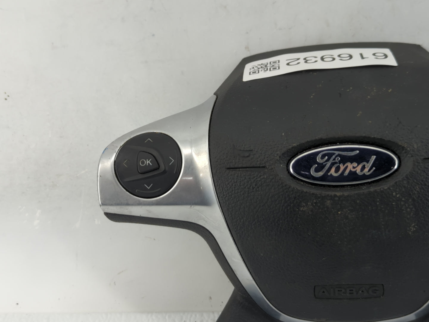 2013-2014 Ford Escape Air Bag Driver Left Steering Wheel Mounted P/N:CJ54 A042B85 CC3 Fits Fits 2013 2014 OEM Used Auto Part